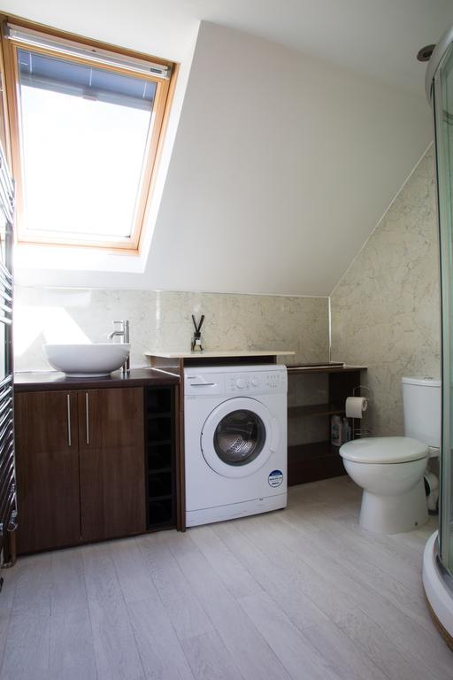The Mill Studio Apartment Biggar Room photo